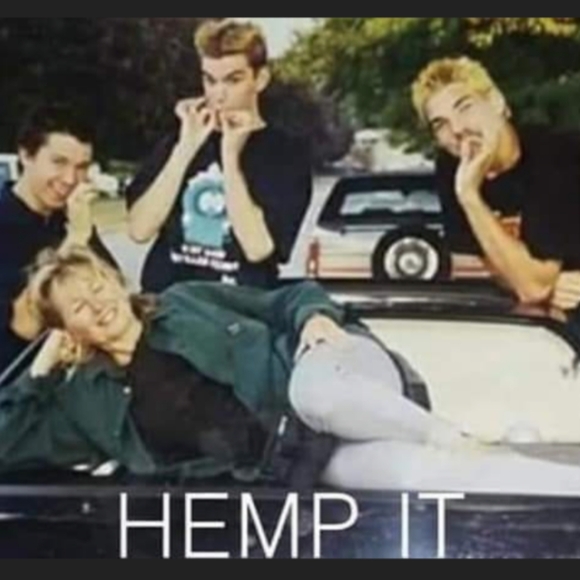 Hempit Organic Ear Candles Iocally hand made 4 candles in pack with instructions - Picture 3 of 9